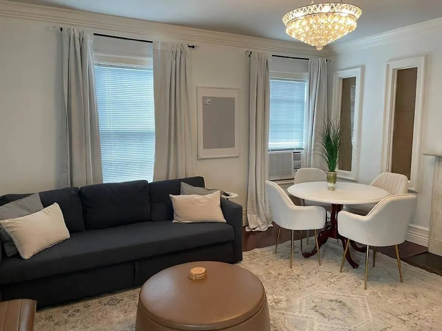 C&J Signature Stays Downtown Apartment Morristown USA